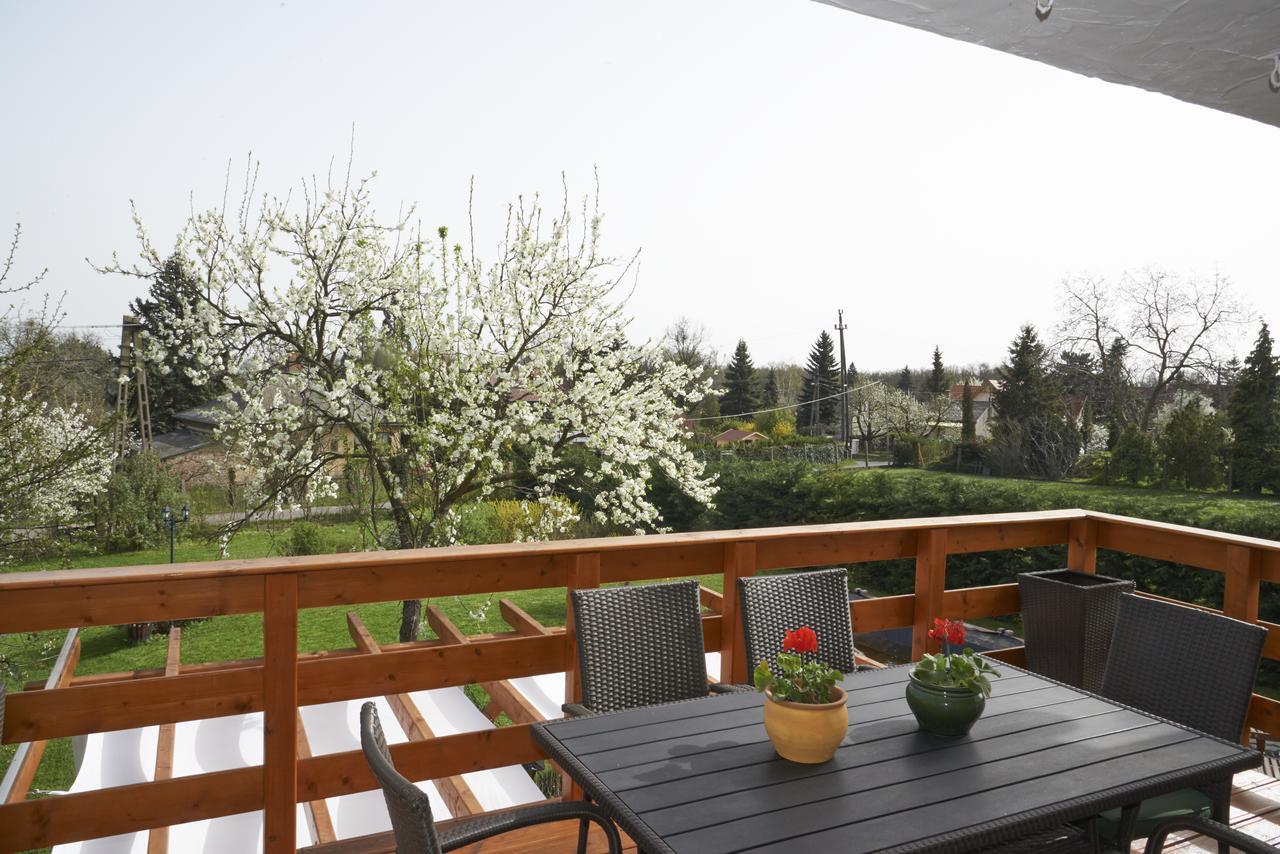 Fueloep Villa Apartmanhaz Balatonszepezd Εξωτερικό φωτογραφία